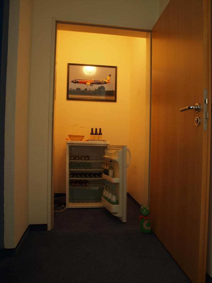 Airport Business Hotel Koeln Dış mekan fotoğraf