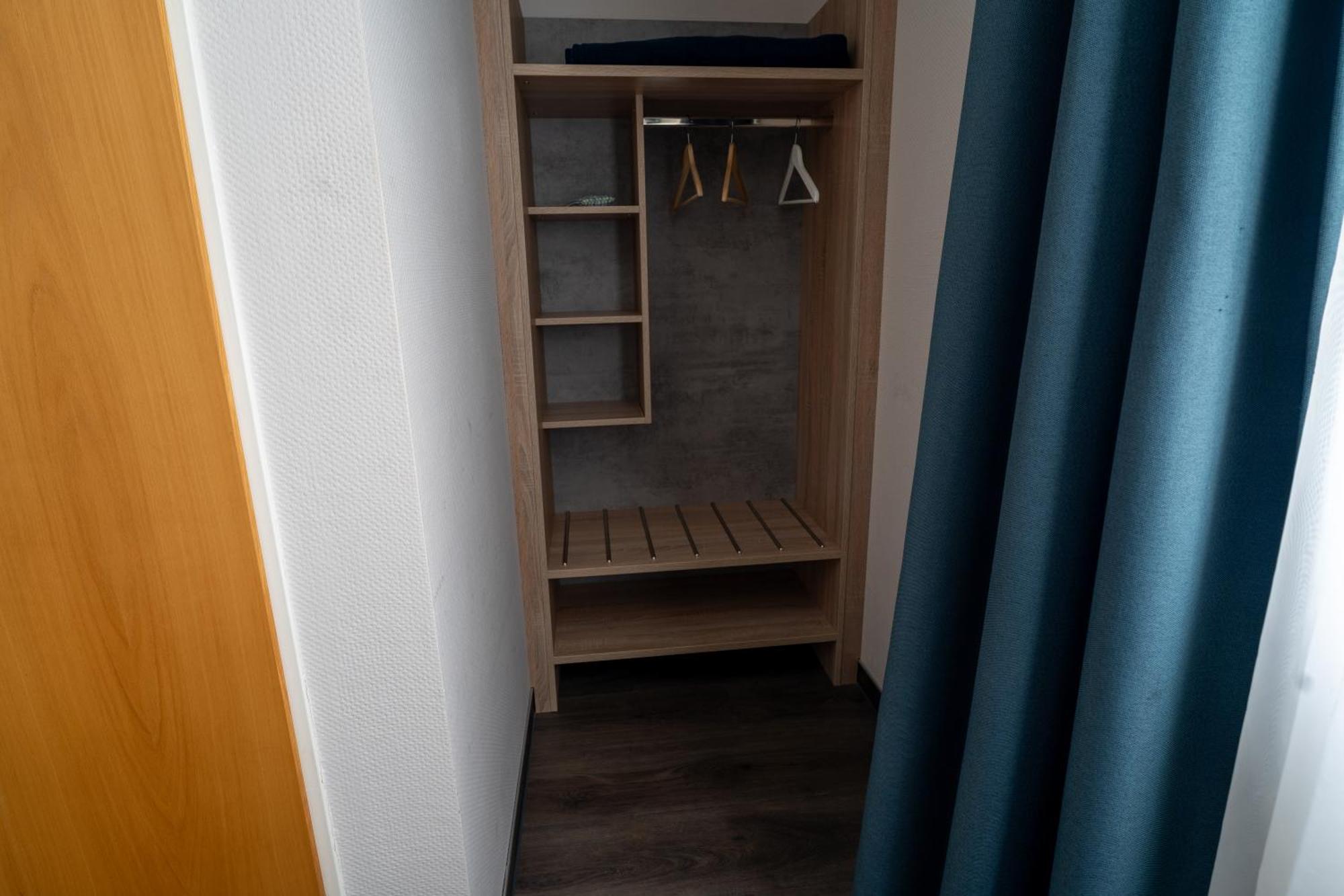 Airport Business Hotel Koeln Dış mekan fotoğraf