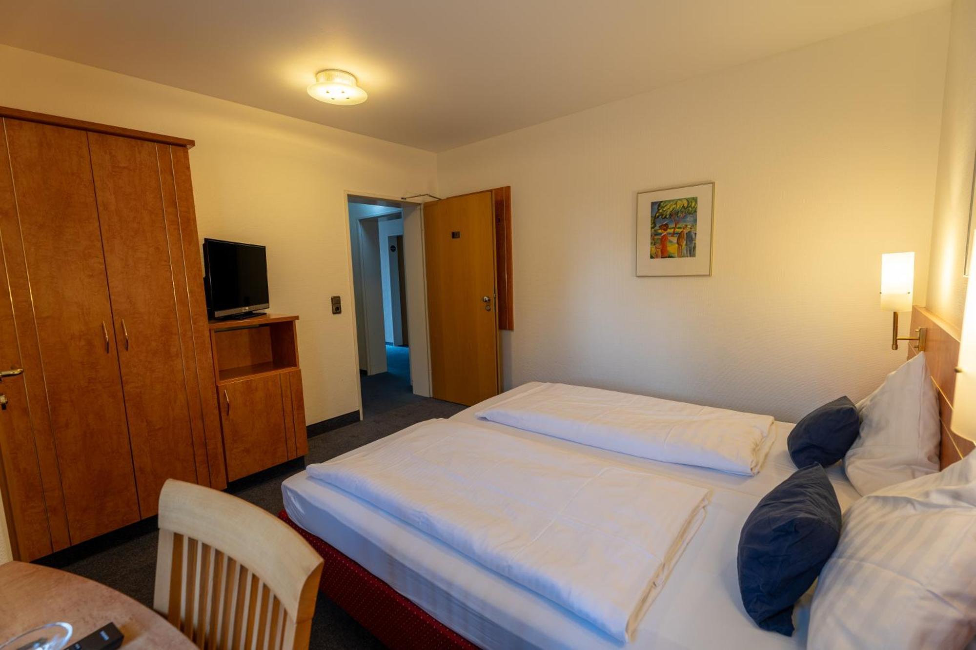 Airport Business Hotel Koeln Dış mekan fotoğraf