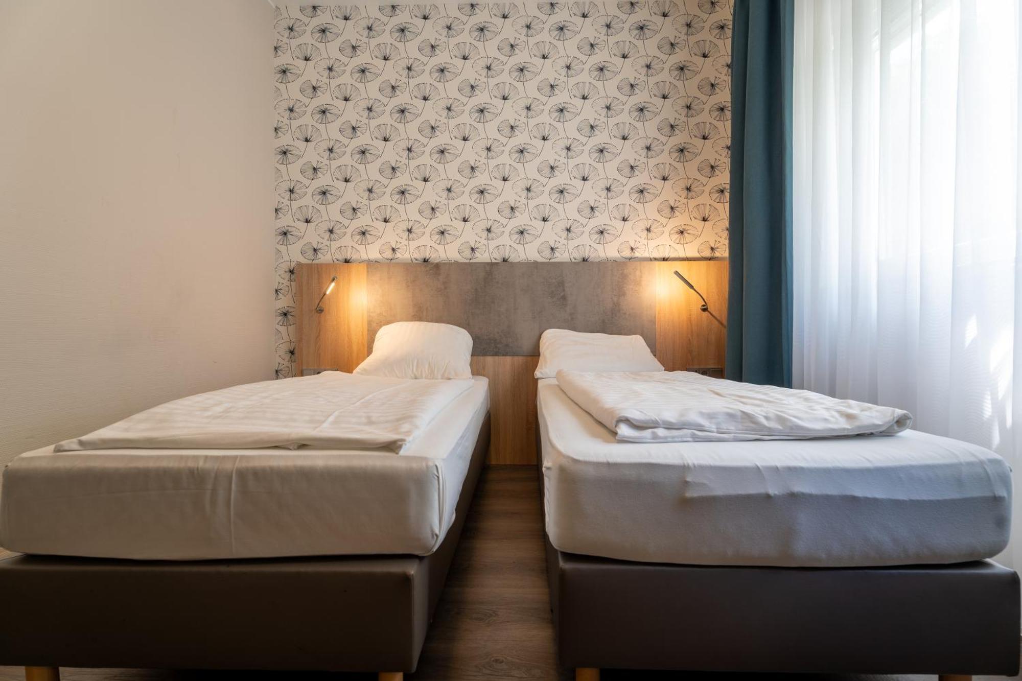 Airport Business Hotel Koeln Dış mekan fotoğraf