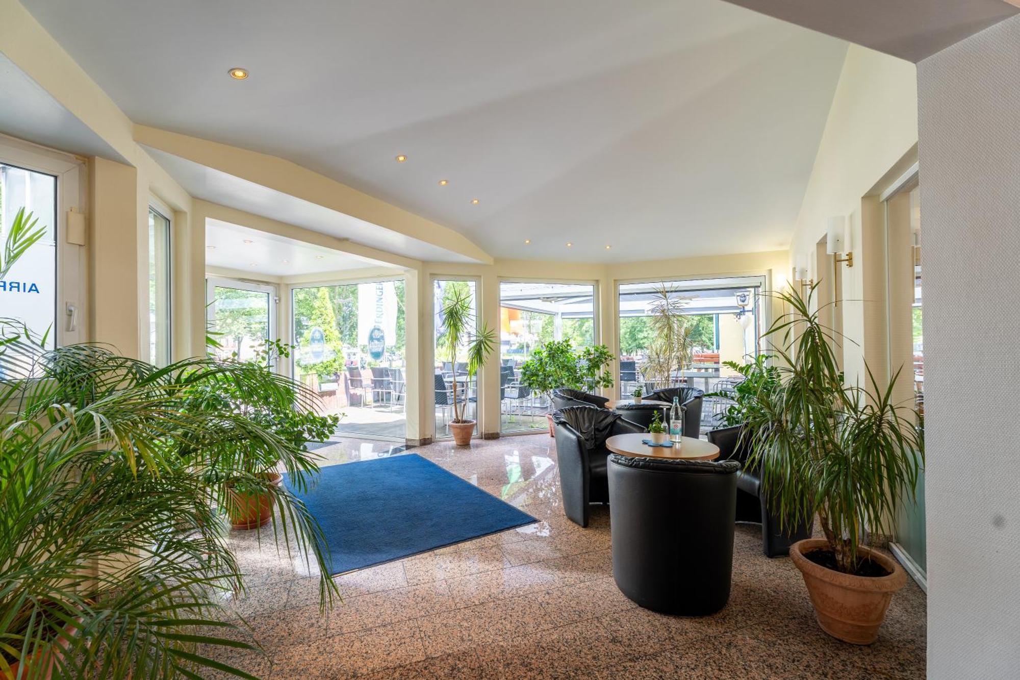 Airport Business Hotel Koeln Dış mekan fotoğraf