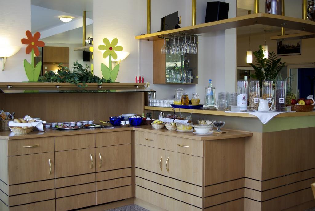 Airport Business Hotel Koeln Dış mekan fotoğraf